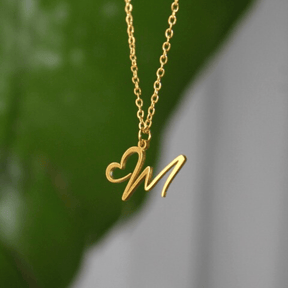 Clea Letter Halskette